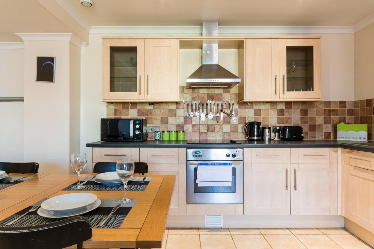Old Town Apartments Swindon Extérieur photo