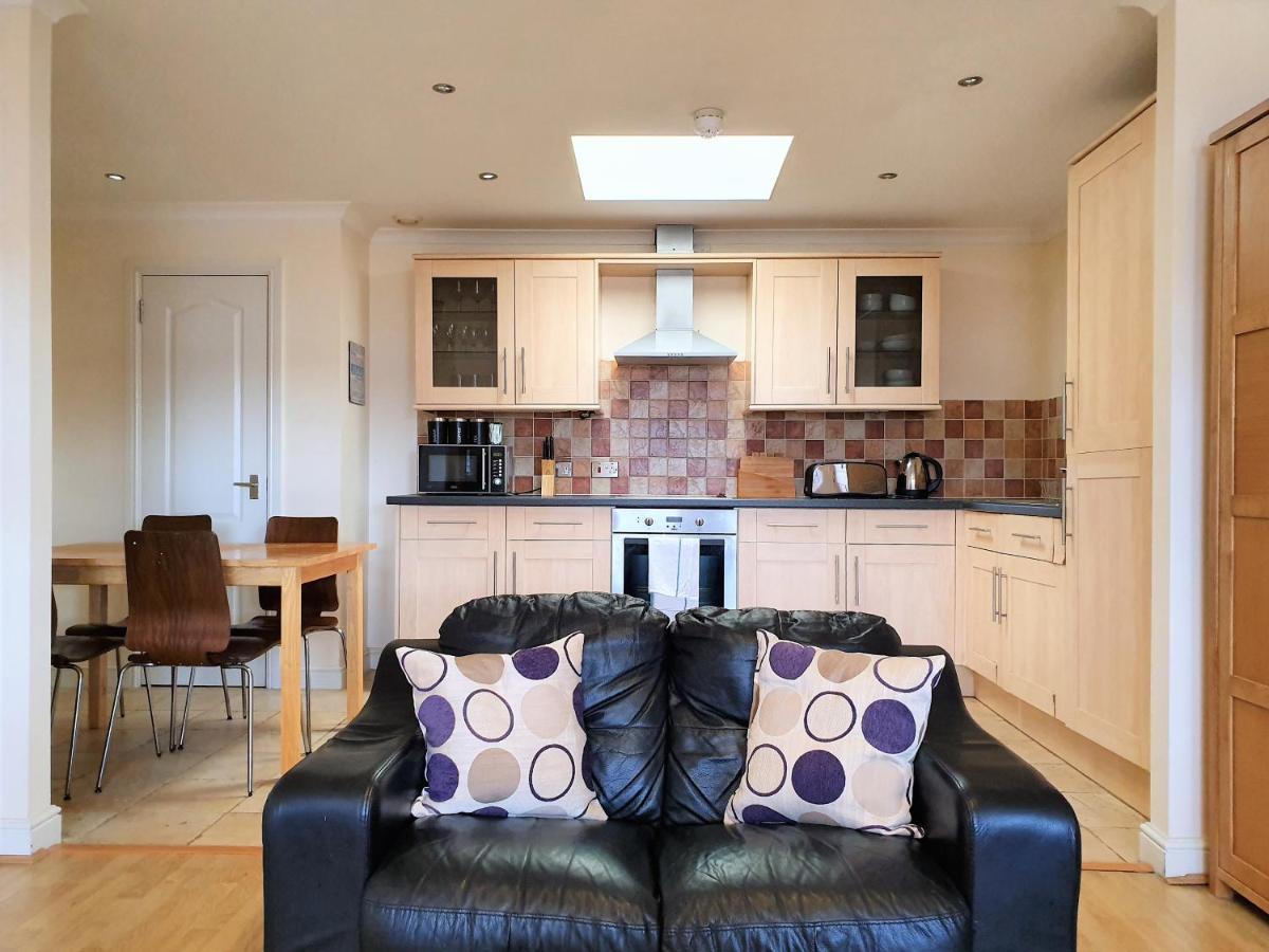 Old Town Apartments Swindon Extérieur photo