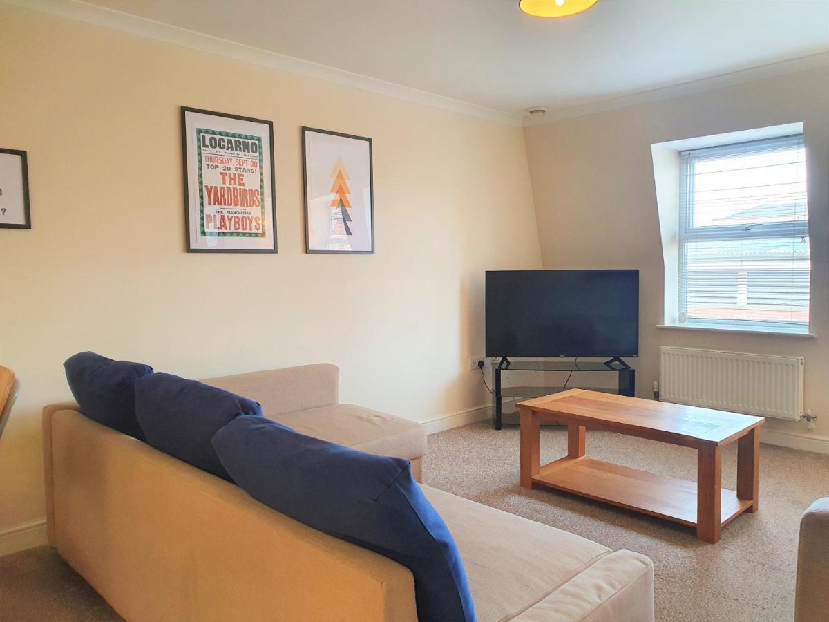 Old Town Apartments Swindon Extérieur photo