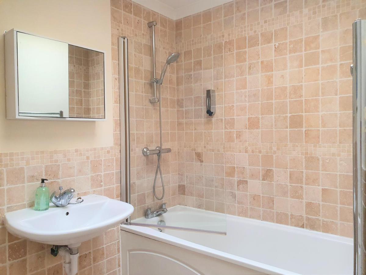 Old Town Apartments Swindon Extérieur photo
