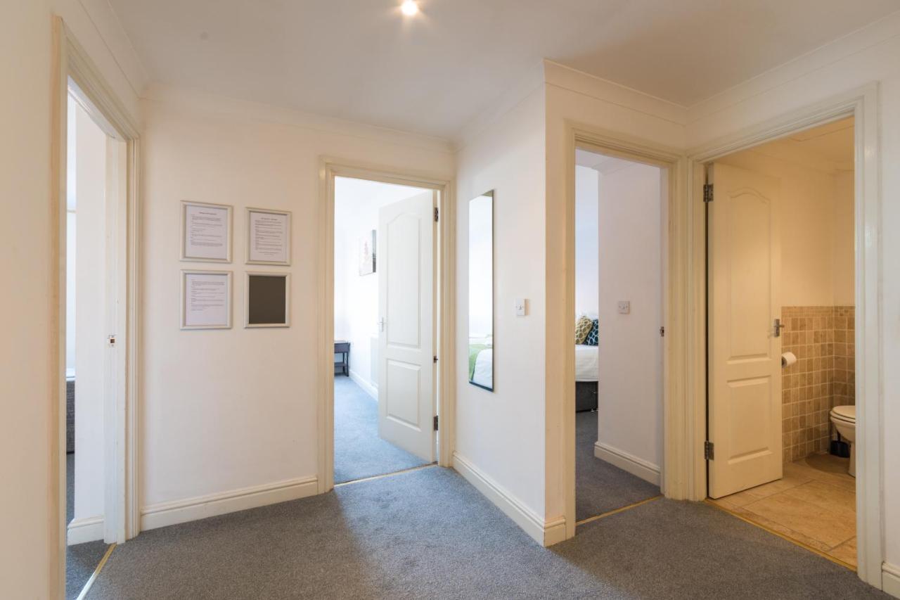 Old Town Apartments Swindon Extérieur photo